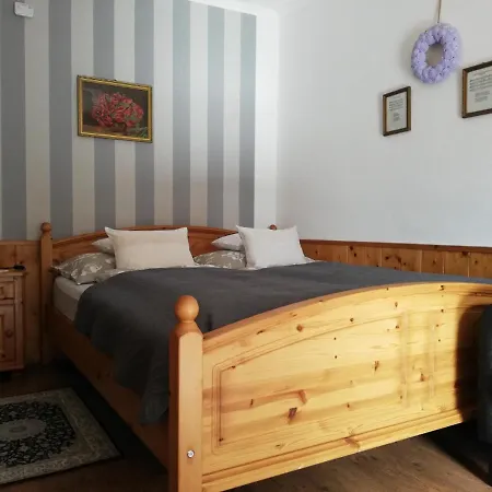 Апартаменты Bobita Apartmanhaz