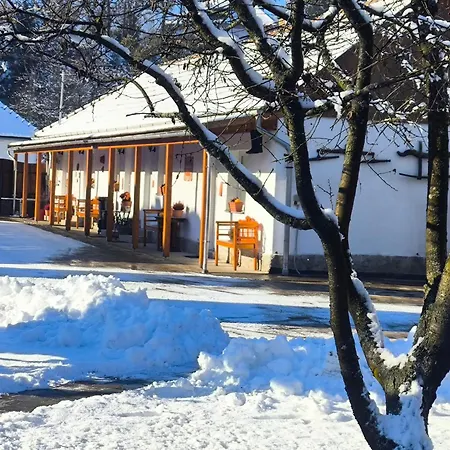 Bobita Apartmanhaz * Szilvasvarad
