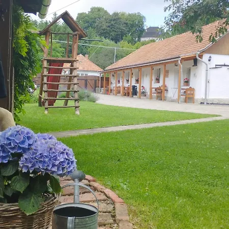 Apartment Bobita Apartmanhaz