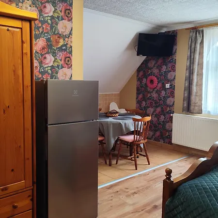Bobita Apartmanhaz * Сильвашварад