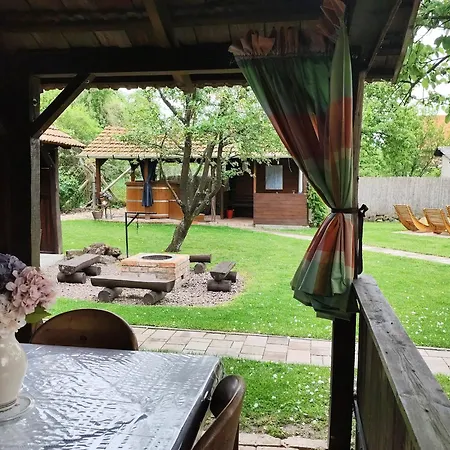 Bobita Apartmanhaz *