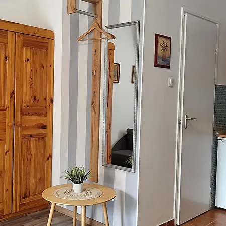 Lägenhet Bobita Apartmanhaz